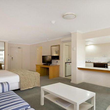 Studio With Balcony At College St ซิดนีย์ ภายนอก รูปภาพ