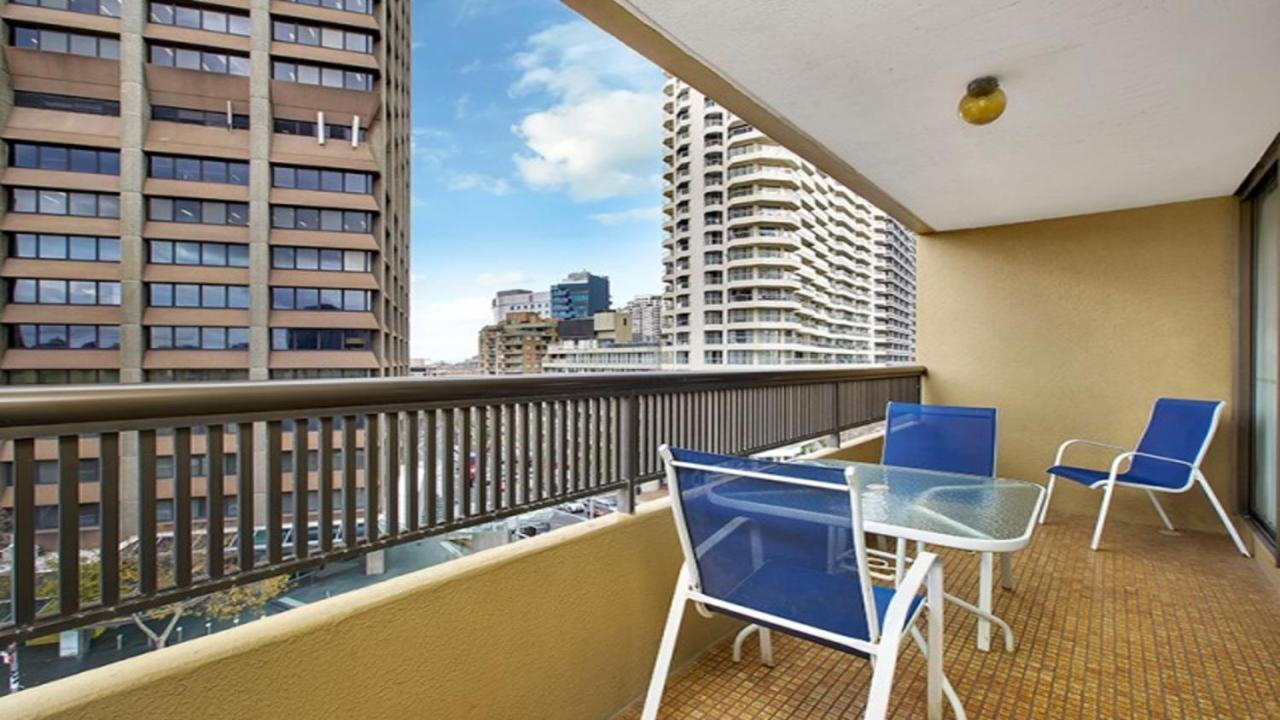 Studio With Balcony At College St ซิดนีย์ ภายนอก รูปภาพ