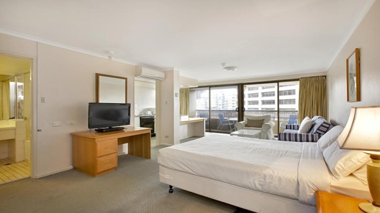 Studio With Balcony At College St ซิดนีย์ ภายนอก รูปภาพ